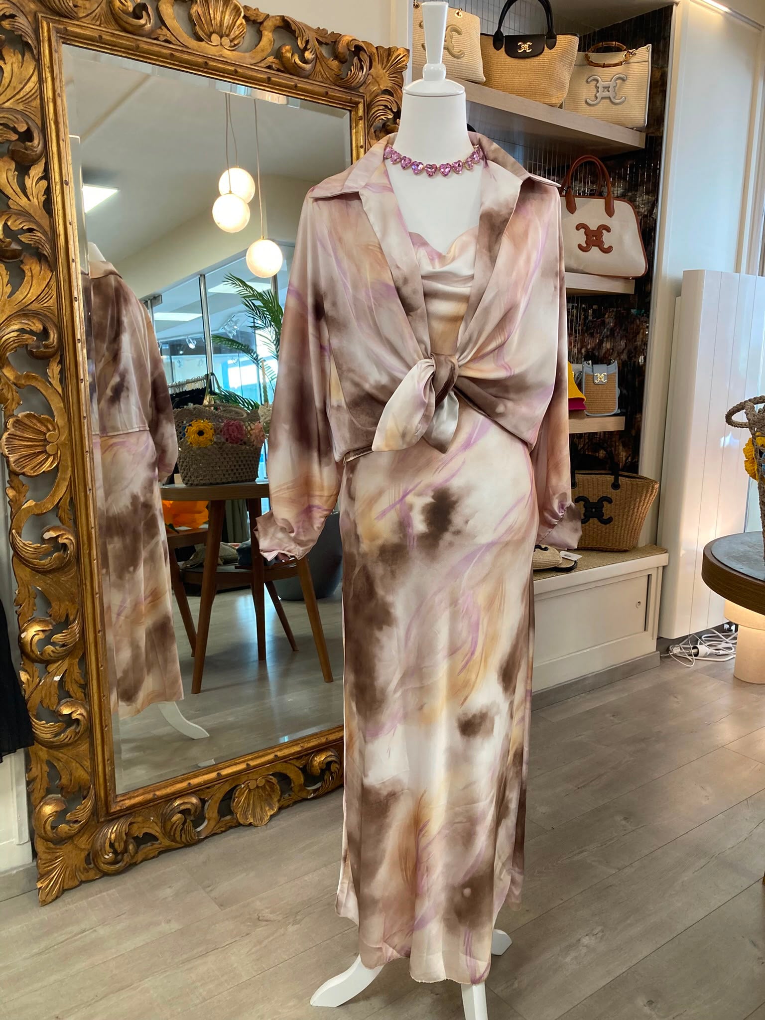 Robe Ambre – Robe satinée imprimée